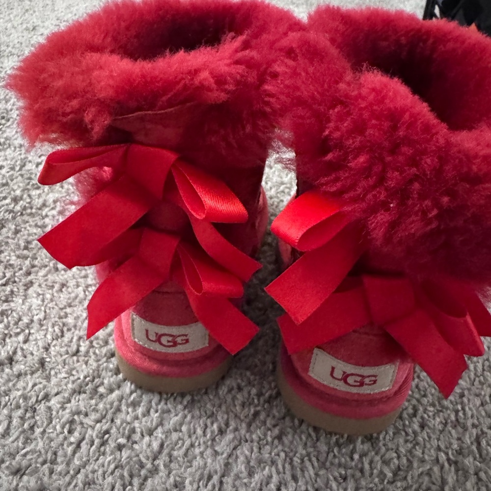 UGG Vibrant Red Shearling Boots with Ribbon Accents